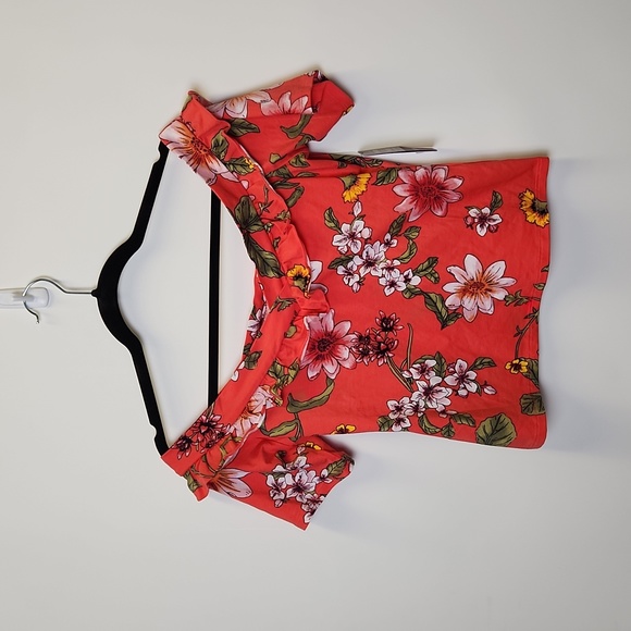 Guess Flourish Fields Sushi Kiss Kae Ruffle Top Size Medium - Picture 2 of 7